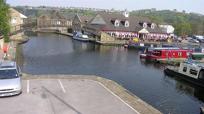 Photo of Huddersfield Broad Canal